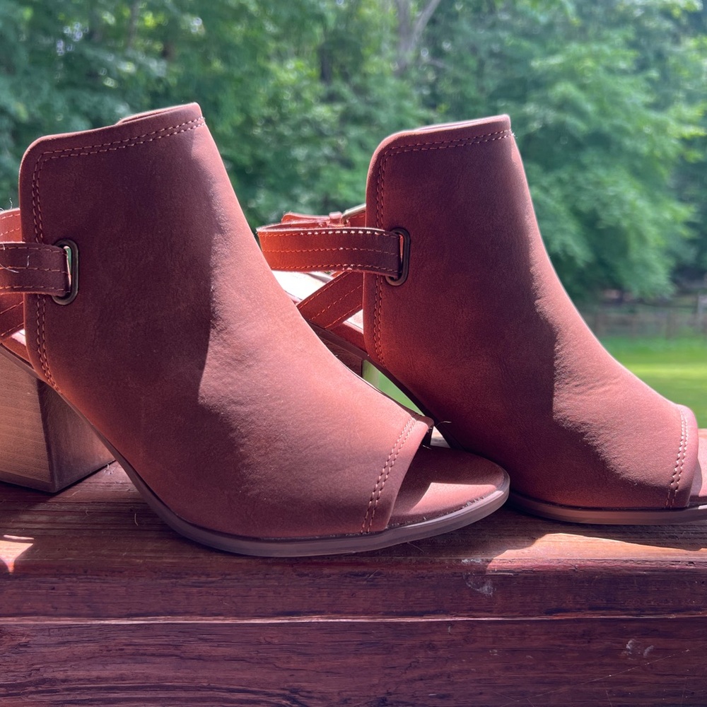 Women’s Open Toe Heel Booties